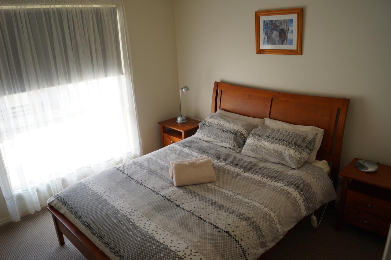 Tooleybuc River Retreat Villas ภายนอก รูปภาพ
